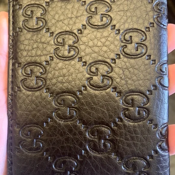 GG black checkbook holder - Picture 5 of 5